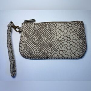 Travelon RFID Blocking Wristlet